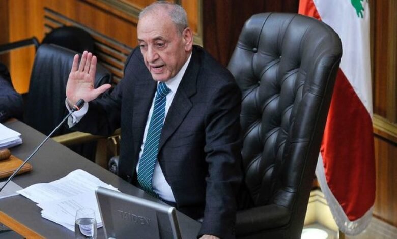 MLAK AKIL