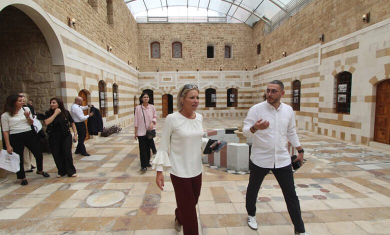 جنين هينيس بلاسخارت