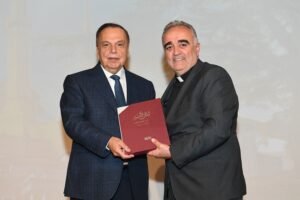 0bfff5c1 7a44 4d0f C7082799c1f9