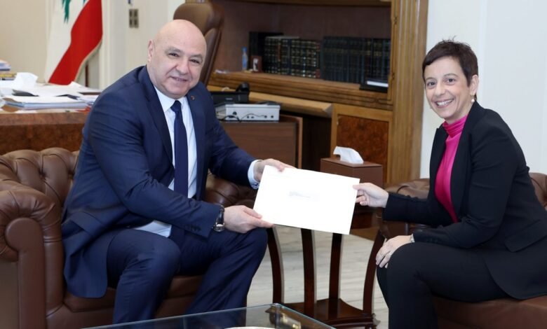 G6 B9 C5l Wc AAQQ7k 1536×811