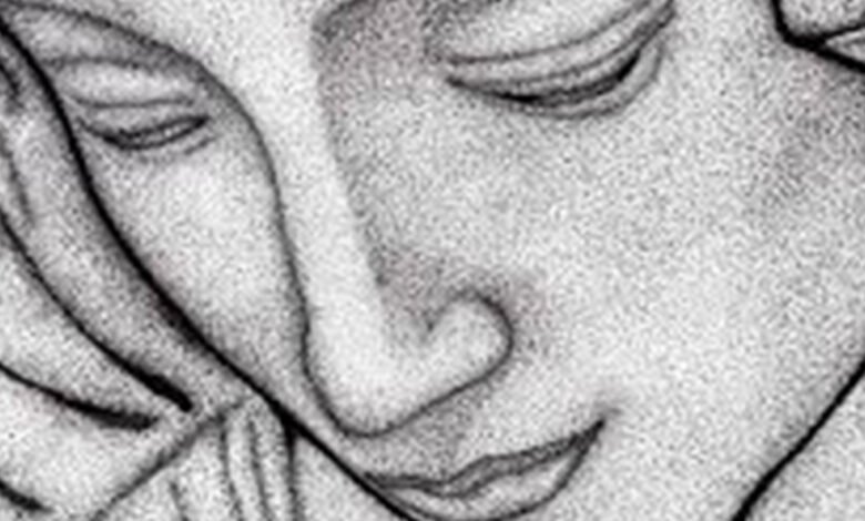 سيدة الجبل (1)