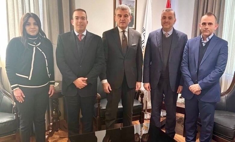 Tatsh Aand Ozyr Alsnaaa