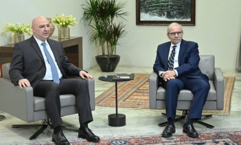 Aaon Slam Mmtaad (1)