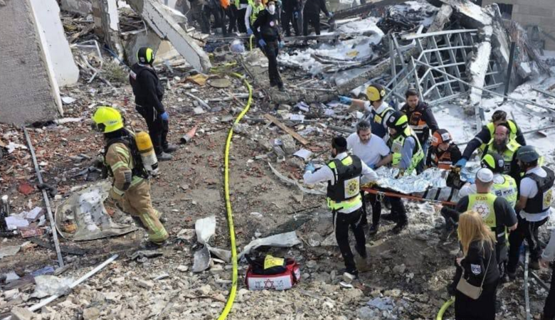 Aldrb Alayrany Aal Byt Shymsh