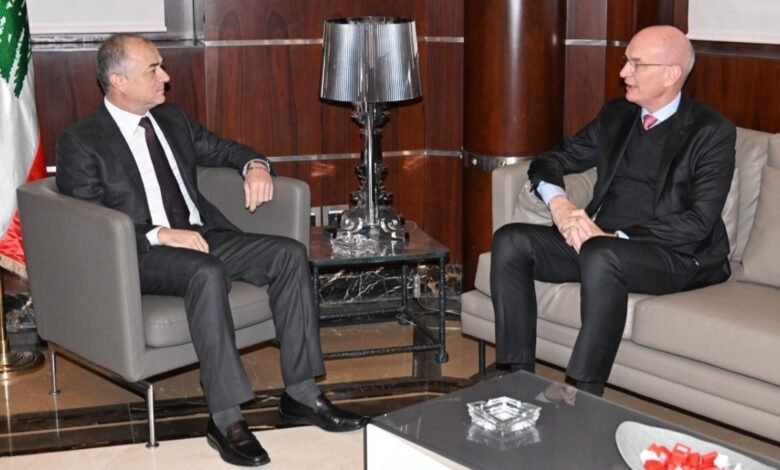 Bo Saab Alsfyr Alalmany