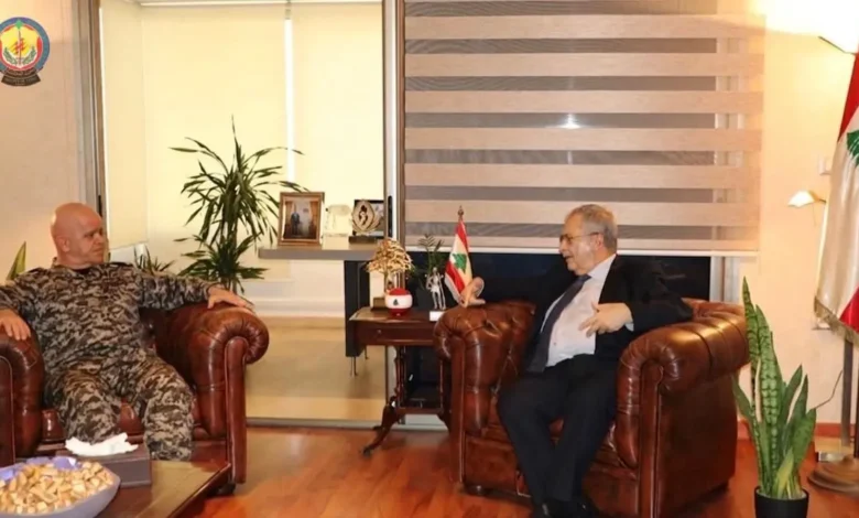 823d525d A3a4 752ac789531d