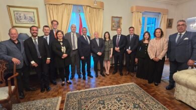 Ozyr Alzraaa Fy Holnda