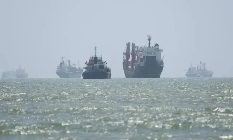 T104944 Z RC2 J5 NA5 S9 KV RTRMADP IRAN CRISIS HORMUZ2